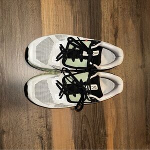 ON Running Cloudstratus 2